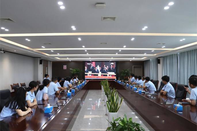 公司組織收看紀(jì)念中國(guó)人民抗日戰(zhàn)爭(zhēng)暨世界反法西斯戰(zhàn)爭(zhēng)勝利80周...