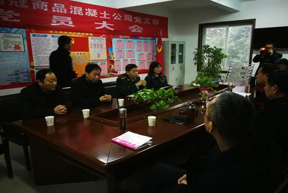 銅官區(qū)區(qū)委常委、人武部到商品混凝土公司開展專項督導(dǎo)工作