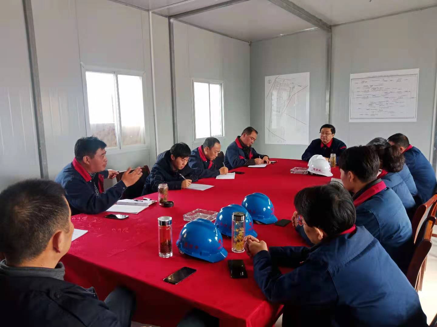 公司黨委書記王伍升一行到江西彭澤金力石項目部調(diào)研