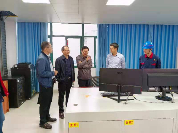 集團(tuán)公司總工程師到建材公司調(diào)研 集團(tuán)公司總工程師到建材公司調(diào)研