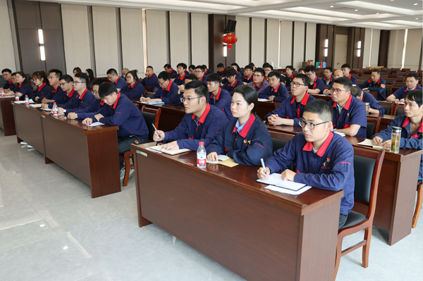 公司召開(kāi)“五四”表彰會(huì) 公司召開(kāi)“五四”表彰會(huì)